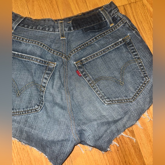 BNWT-Urban renewal Levi’s basic remade Jean denim short womanXS urban outfitters - Picture 8 of 11